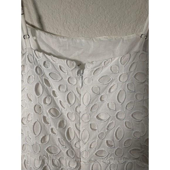 J. Crew White Eyelet Flutter Sleeve Cropped Jumpsuit Pants Size 4 - Picture 6 of 9